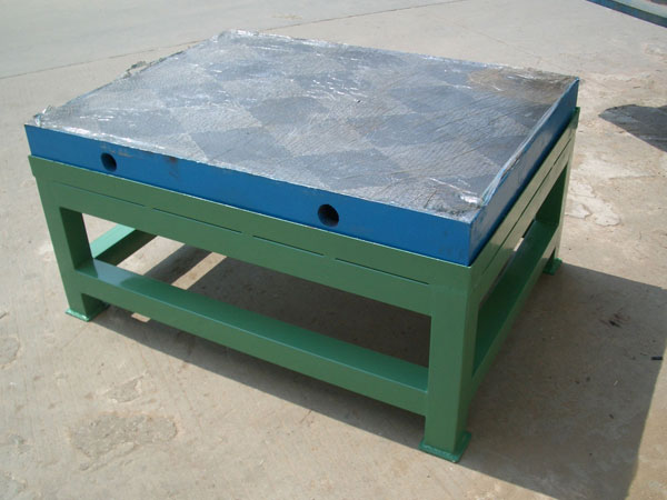 <strong>鑄鐵工作臺(tái)</strong>